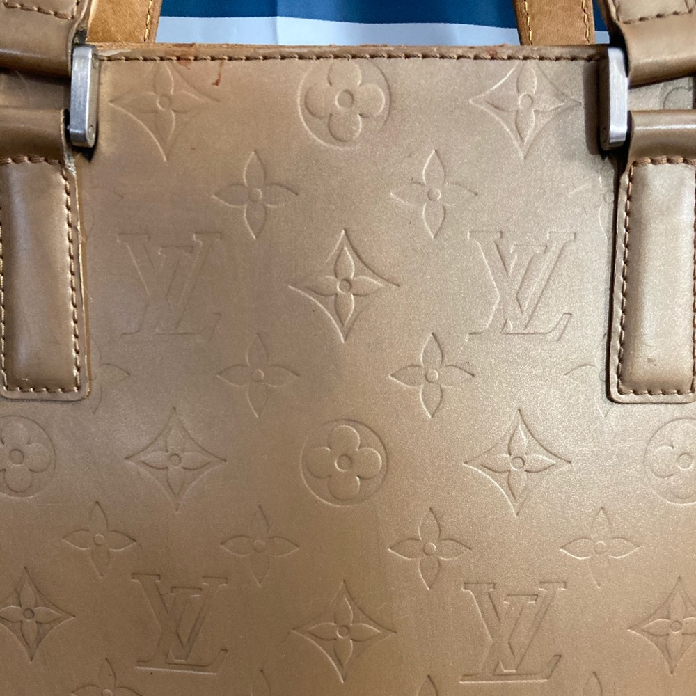 Louis Vuitton Monogram Gold Leather Bag Authentic - Picture 3 of 16